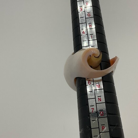 VIntage Sz 6 New N/Tags Natural Spiral Shell Statement Ring Artisan Hand Carved - Picture 9 of 10